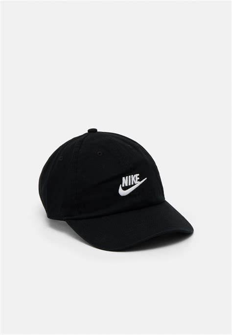 nike fc pet zwart gold|Nike Sportswear CLUB UNISEX .